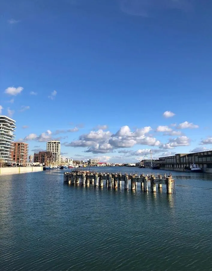Large Apartment 800M From The Beach 90 Square Meters Ostende Belgien